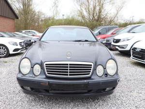 Mercedes-Benz CLK 320 Coupe Avantgarde / SCHIEBEDACH / XENON