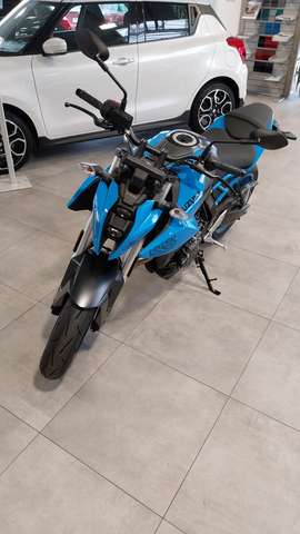 Suzuki GSX 8S Blau