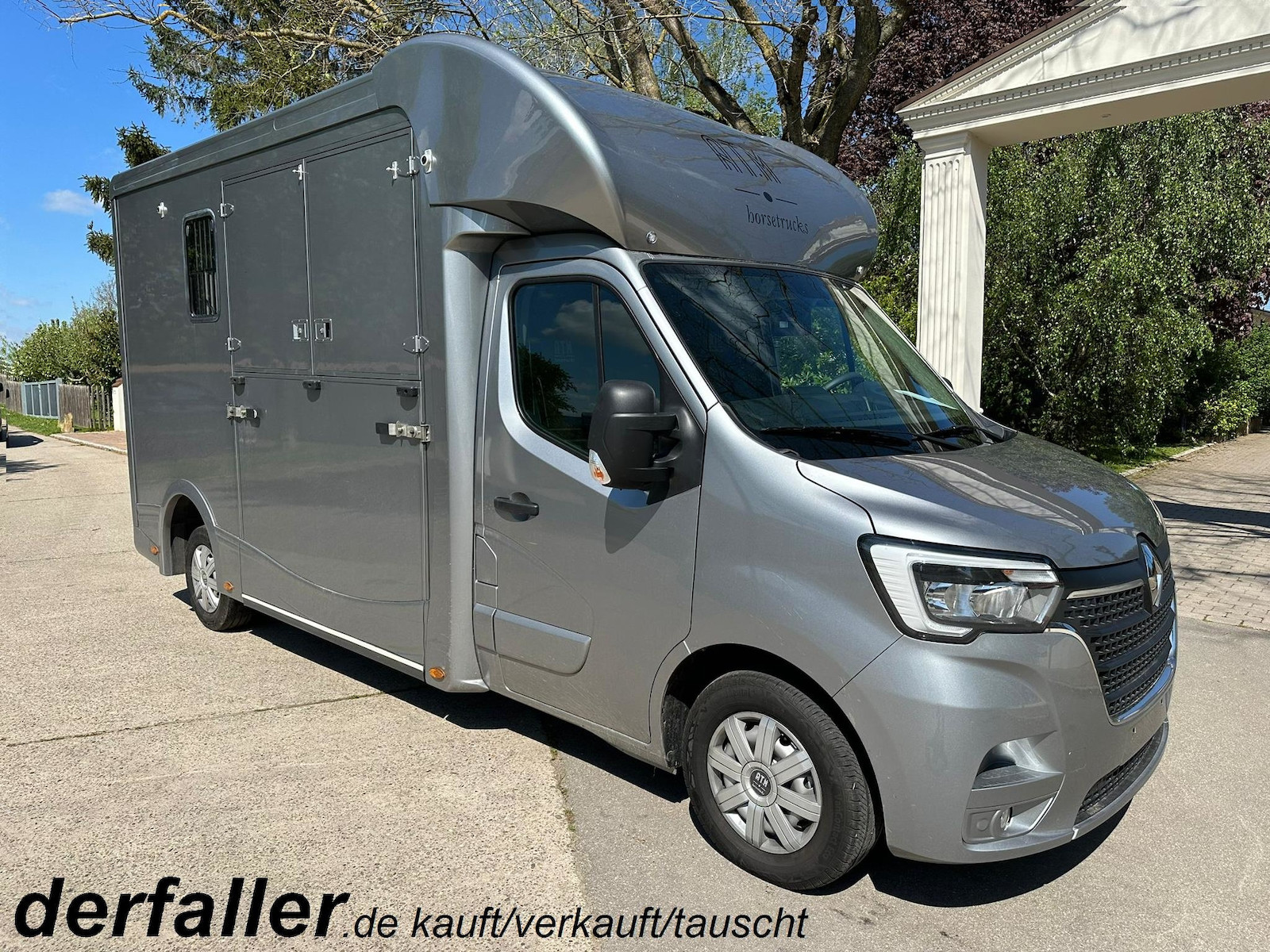 Renault Master Haras ATM 1-2 Pferde Automatik 180 PS