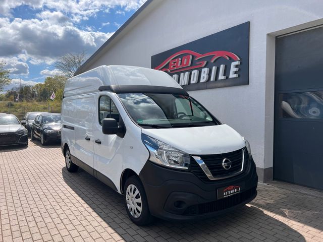 Nissan NV300