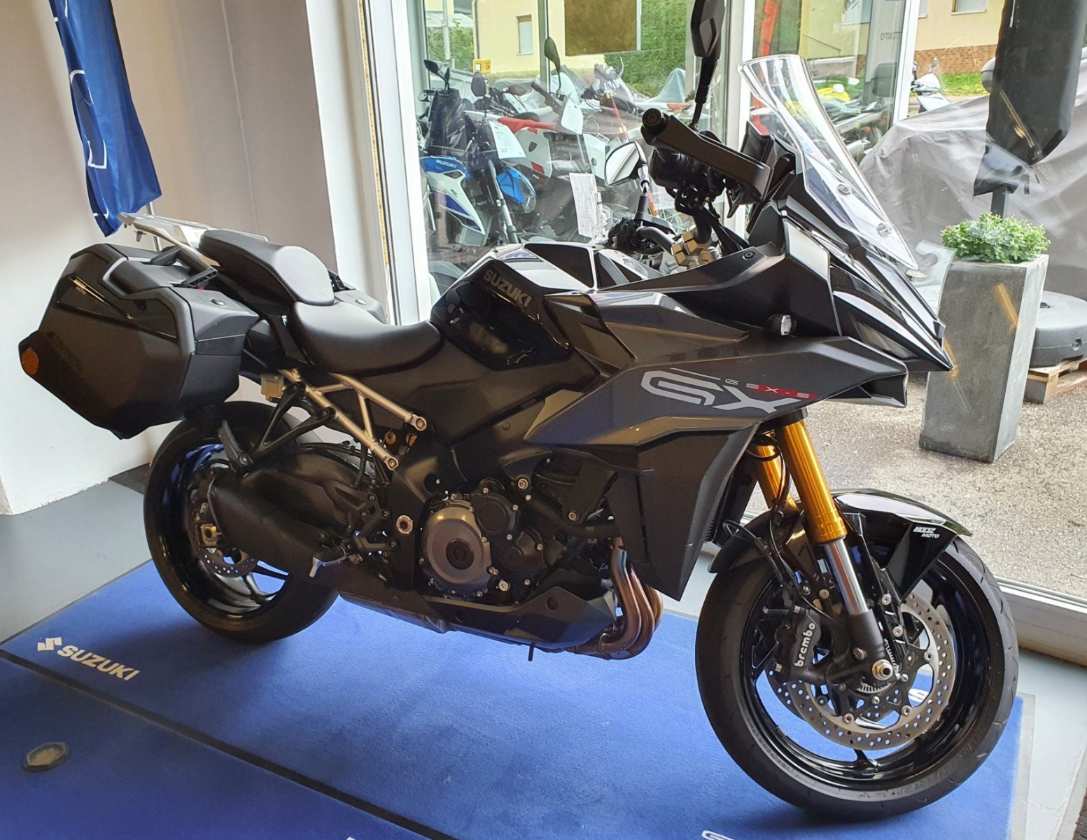 Suzuki GSX-S1000GX, Vorführer incl. HU/AU neu, zzgl. Koffersatz 1300