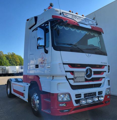 Mercedes-Benz 1851 LS Actros 4x2 V8 Sternenhimmel