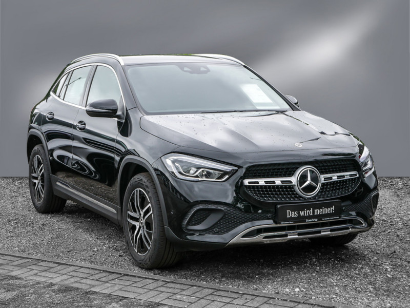 Mercedes-Benz GLA 200