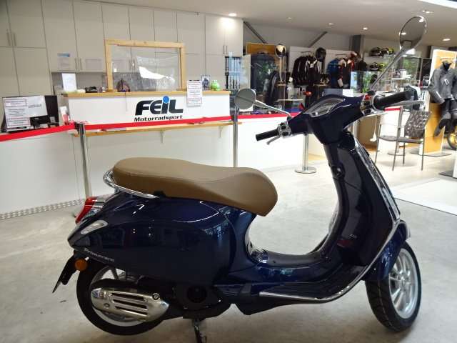 Vespa Primavera 125 E5 blau - Neufahrzeug