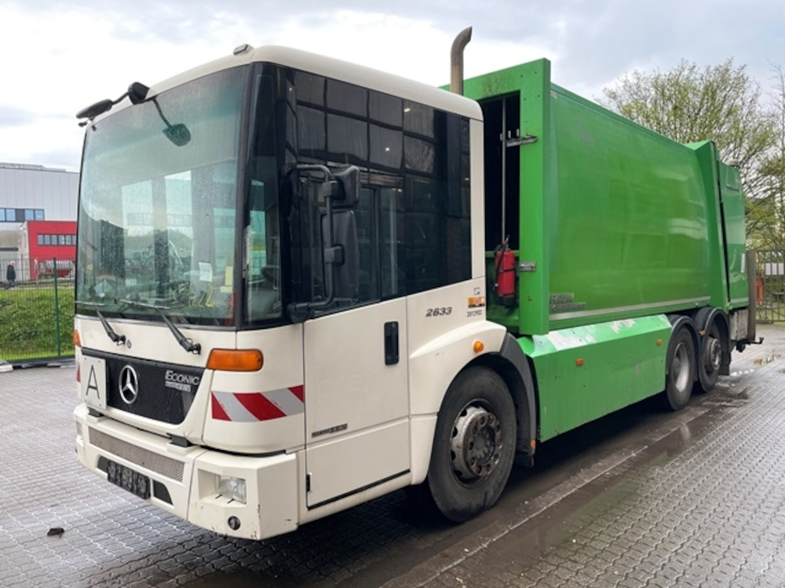 Mercedes-Benz 2633 6x2 EEV Econic Faun Powerpress II 524