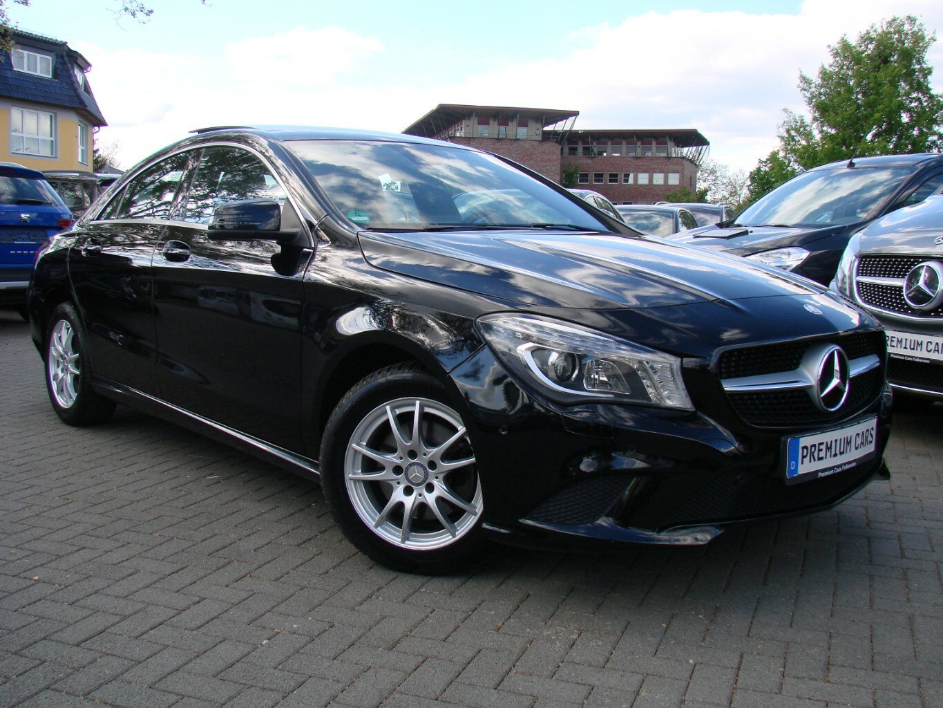 Mercedes-Benz CLA 200