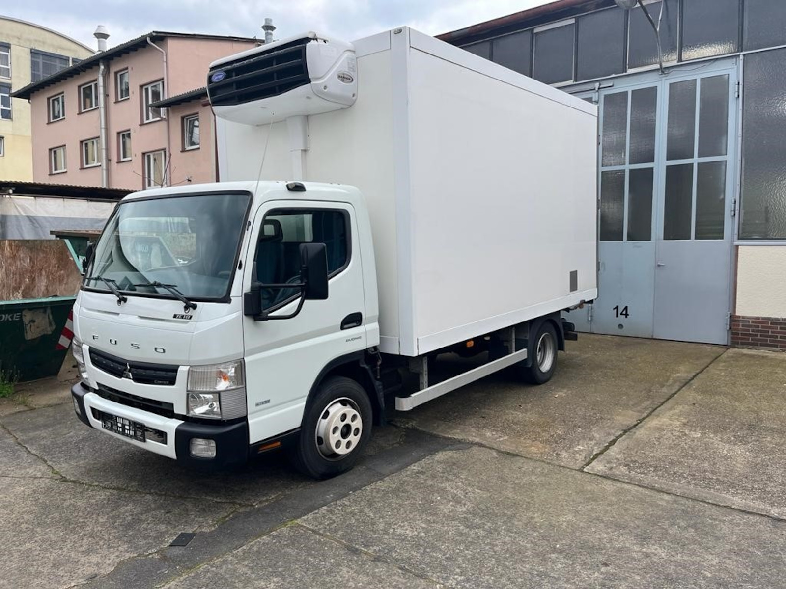 Mitsubishi Canter mit Kühlkoffer Carrier Fleisch *Automatik*