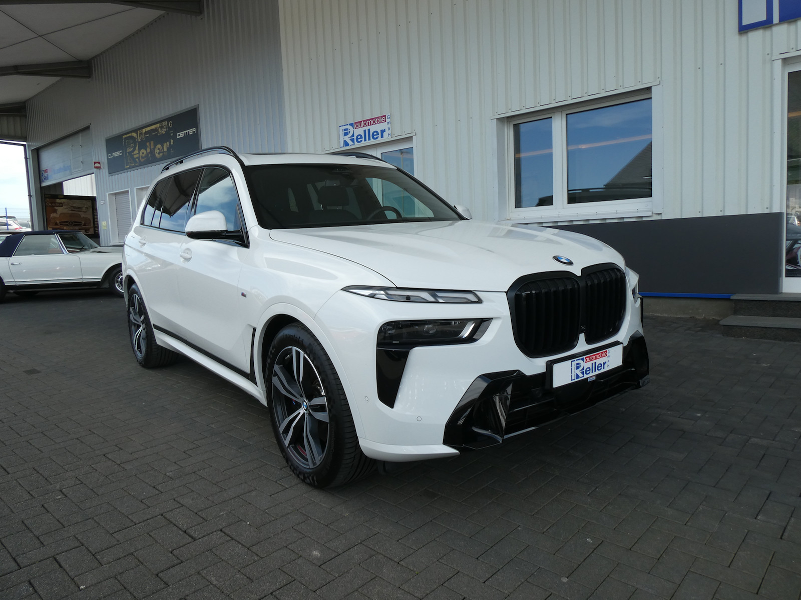 BMW X7