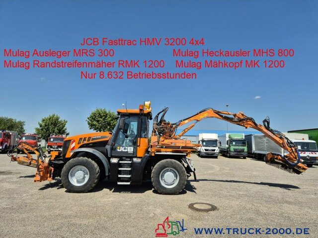 JCB Fastrac inklusive 4x4 Mulag Front + Heck Mäher