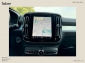 Volvo XC40 B4 2WD Plus Dark Benzin