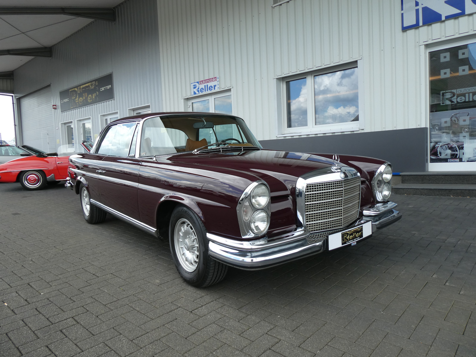 Mercedes-Benz 280