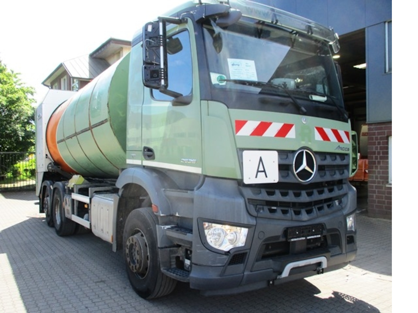 Mercedes-Benz 2536 Arocs Faun Rotopress 521 Zöller 2301