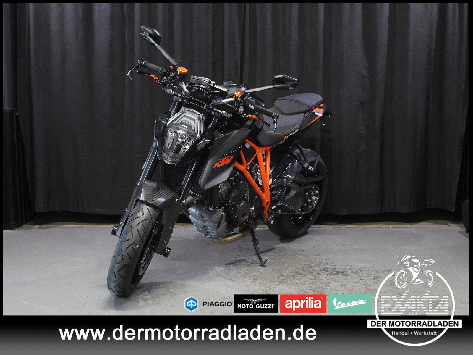 KTM SuperDuke 1290 R, Super Duke 1290 R / AKRAPOVIC