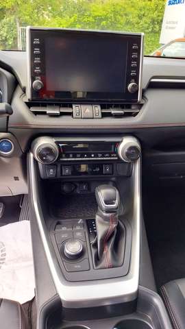 Suzuki Across