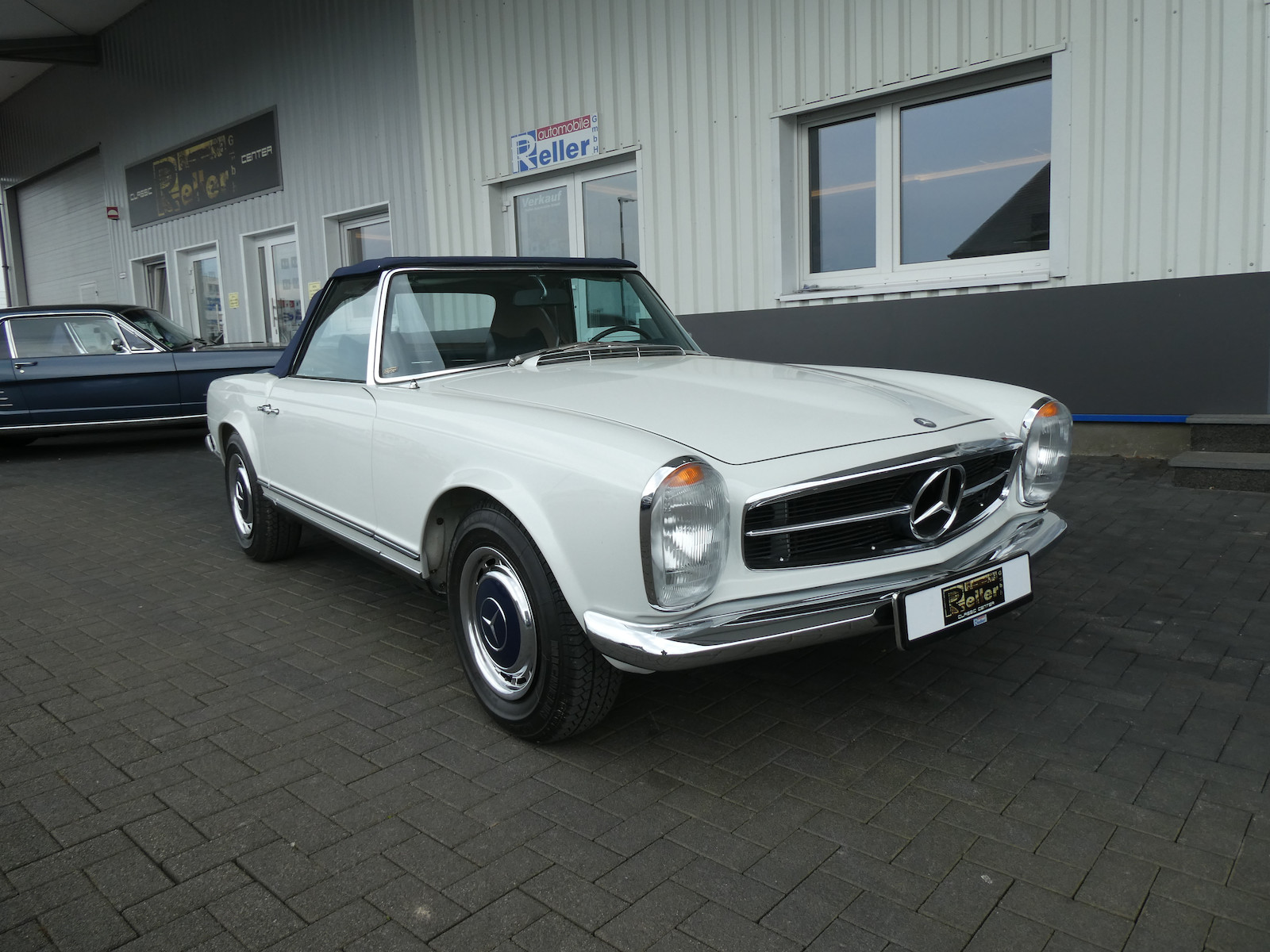 Mercedes-Benz 280