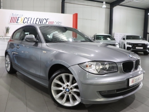 BMW 120d Advantage / AUTOMATIK / LEDER / TEMPOMAT