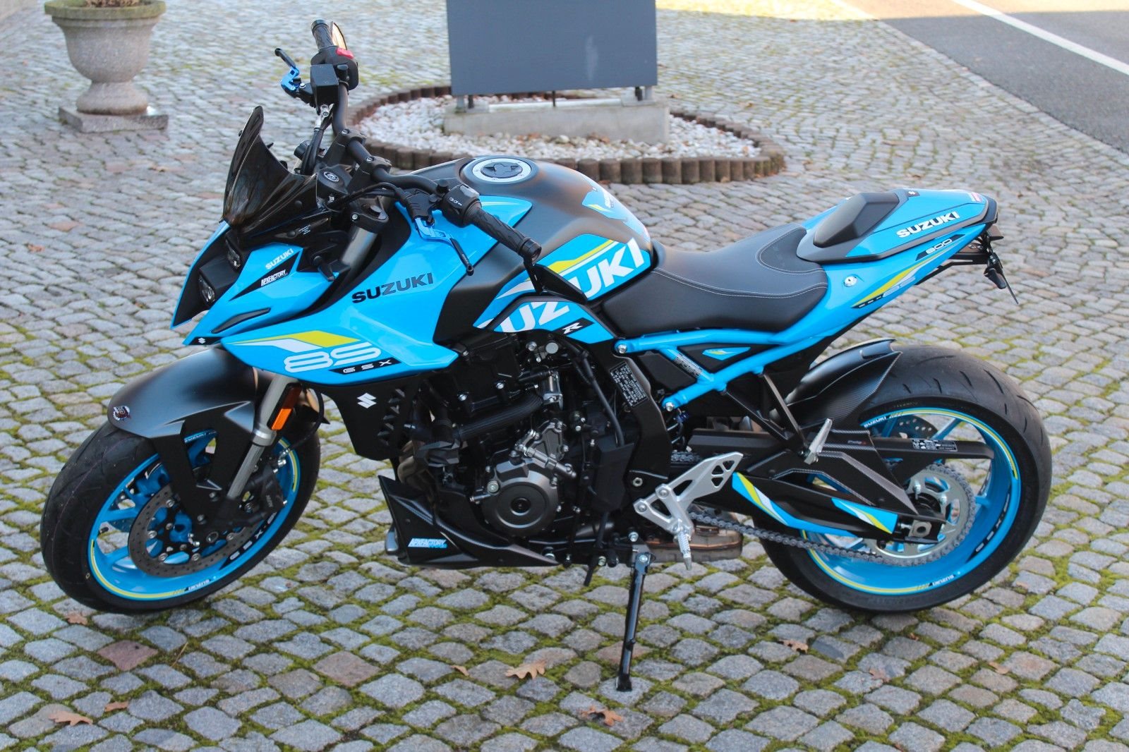 Suzuki GSX-8S, Edition -viel Zubehör möglich -4 Jahre GA