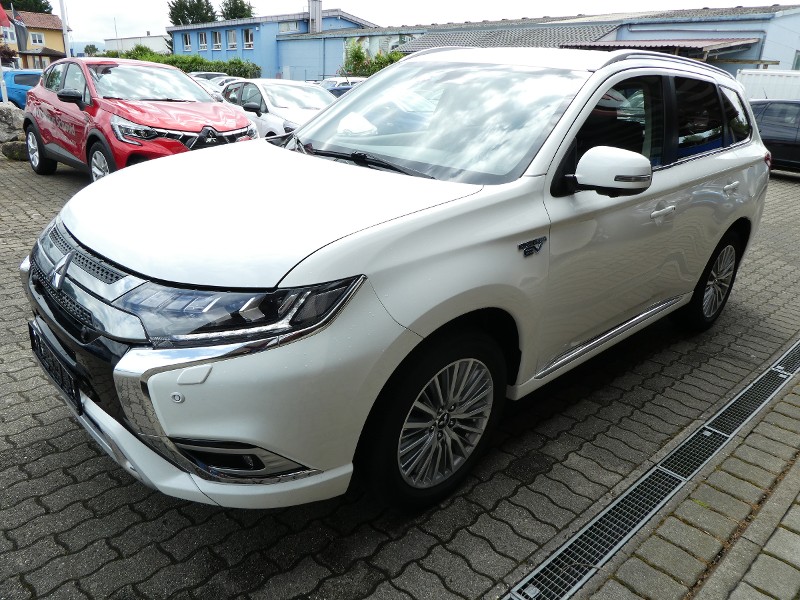 Mitsubishi Plug-in Hybrid Outlander