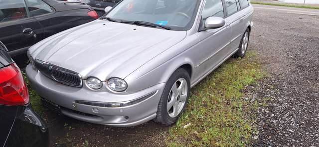 Jaguar X-Type