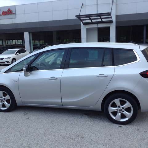 Opel Zafira Tourer