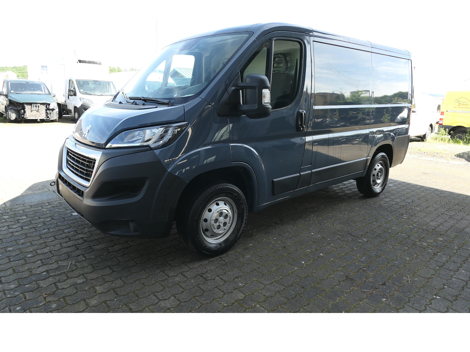 Peugeot Boxer 120 L1H1 Kasten Klima Kamera Motorschaden