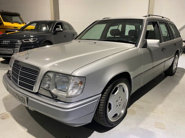 Mercedes-Benz E 36 AMG