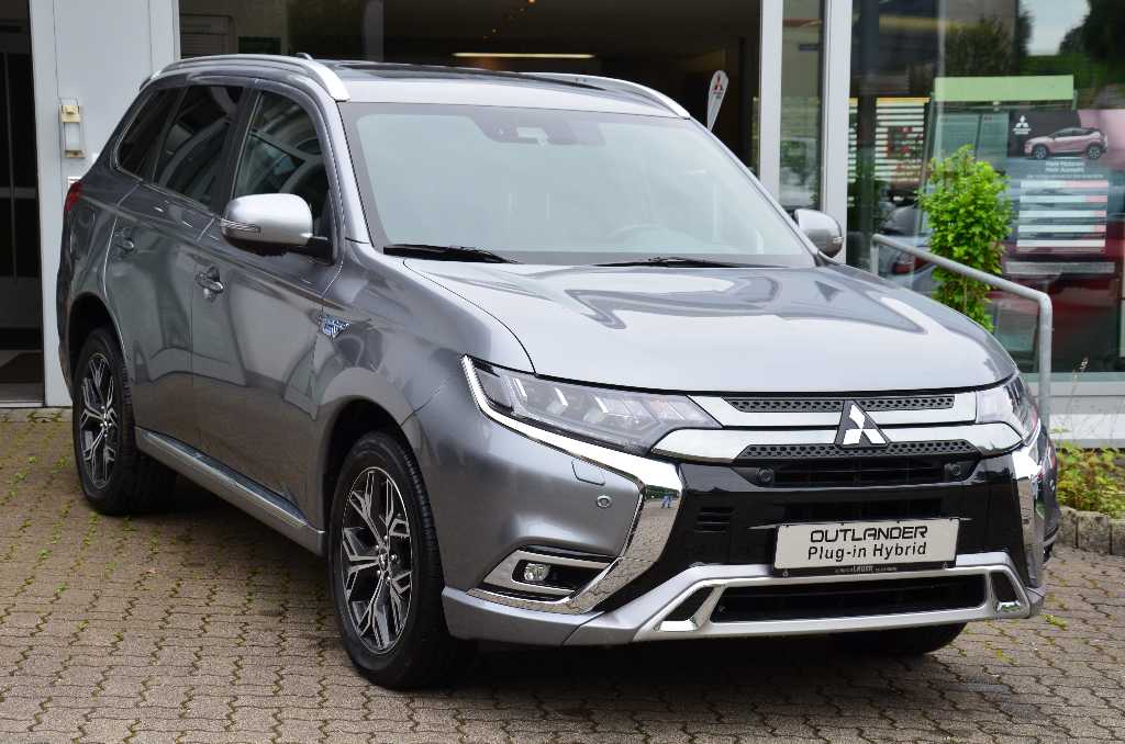 Mitsubishi Plug-in Hybrid Outlander