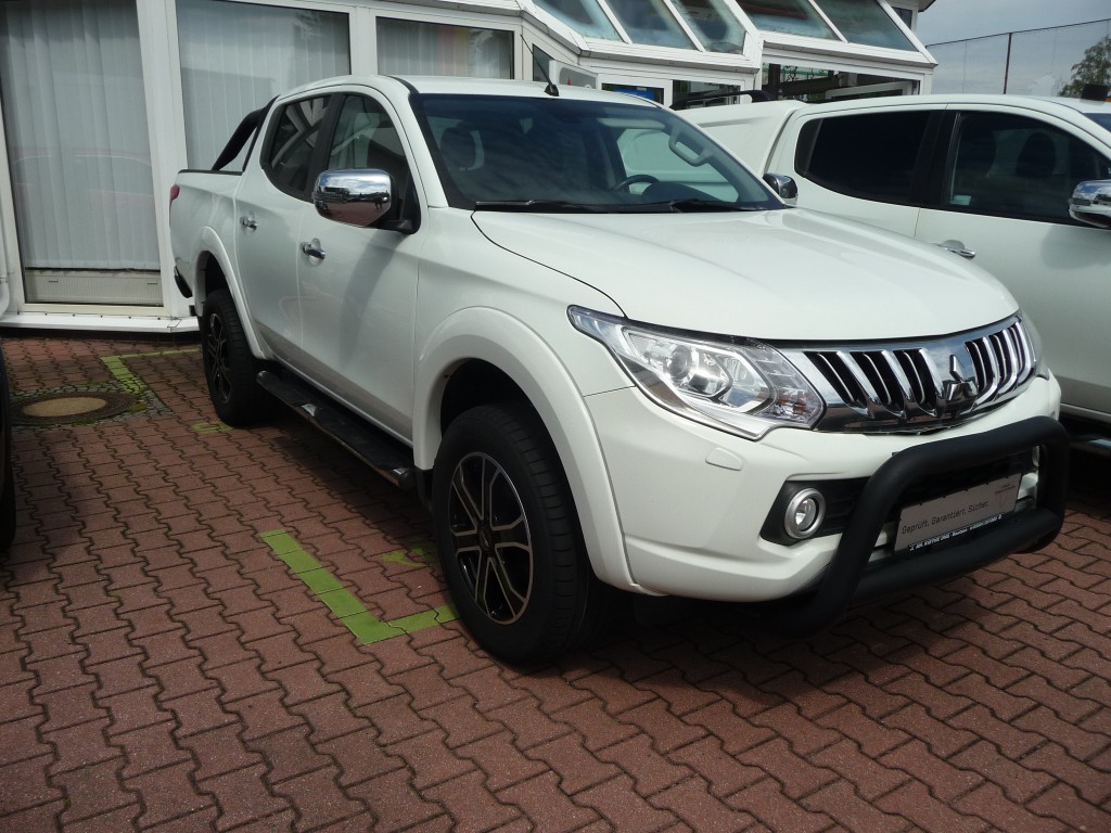 Mitsubishi L200 TOP Automatik * AHZV 3,5t