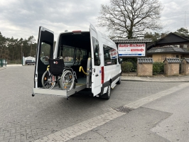 Mercedes-Benz Sprinter III 311 CDI Tourer, AMF Rollstuhlumbau, Linearlift