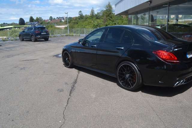 Mercedes-Benz C 63 AMG