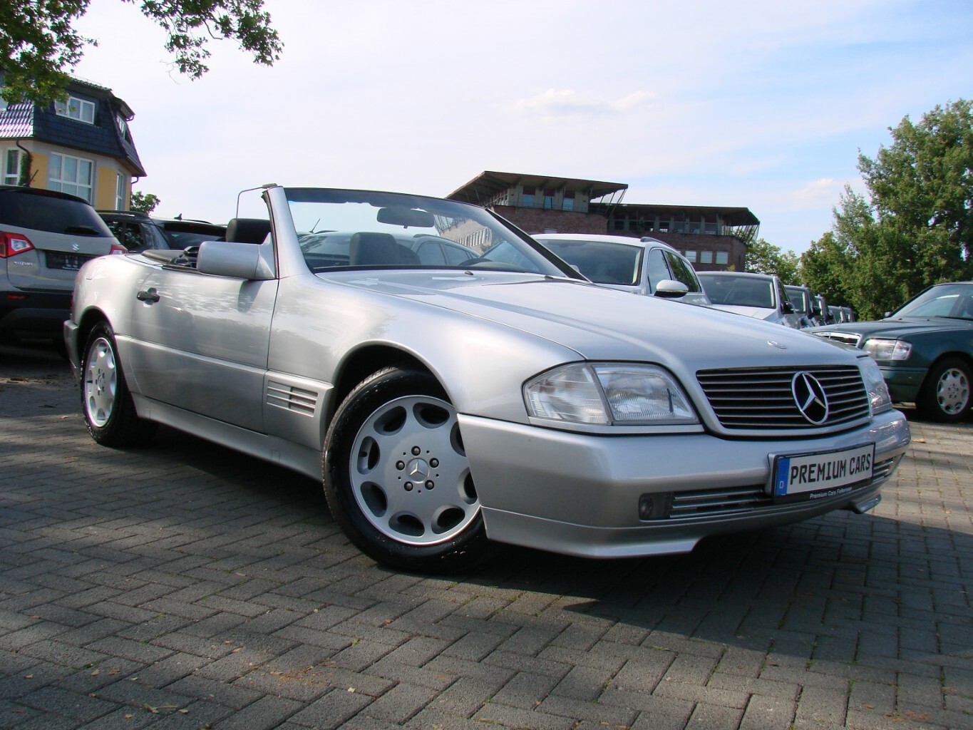 Mercedes-Benz SL 320