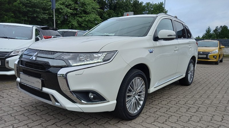 Mitsubishi Plug-in Hybrid Outlander