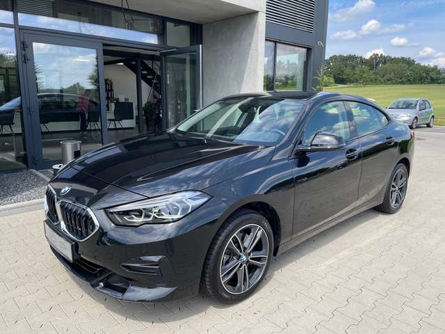 BMW 218