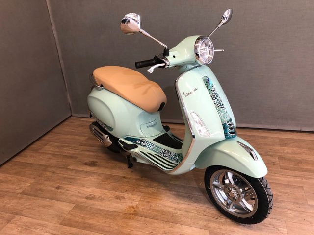 Vespa Primavera 50 Sondermodell -HAUSPREISAKTION 2024