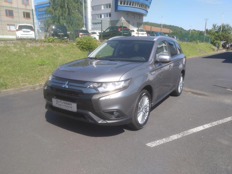 Mitsubishi Plug-in Hybrid Outlander