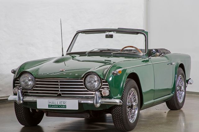 Triumph TR4