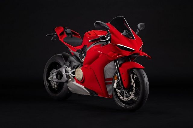 Ducati Panigale V4 2025 DUCATIPIRNA