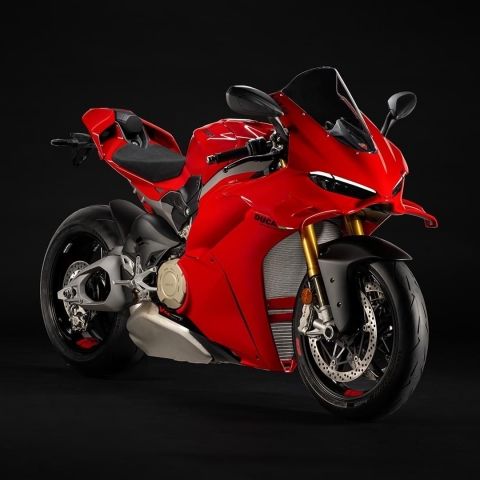 Ducati Panigale V4 S 2025 DUCATIPIRNA