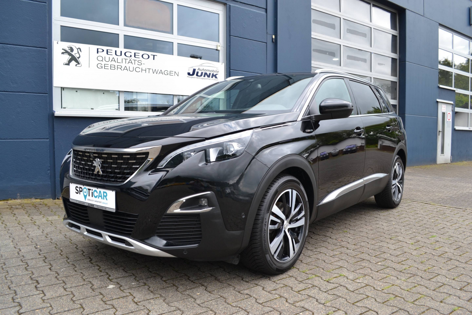 Peugeot 5008