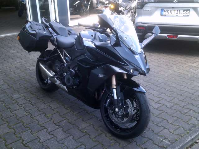 Suzuki GSX S 1000GT Travel Edition