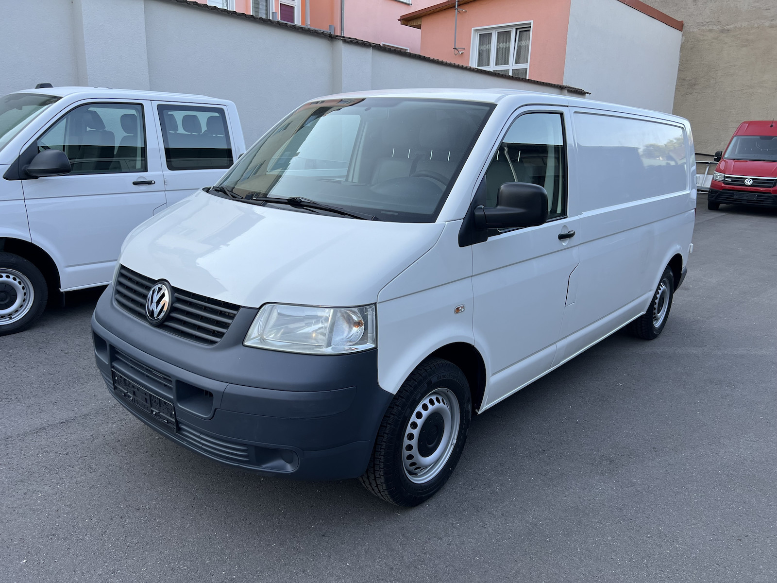 Volkswagen T5 Kasten,4 Motion,lang,AHK,Klima,NUR EXPORT!