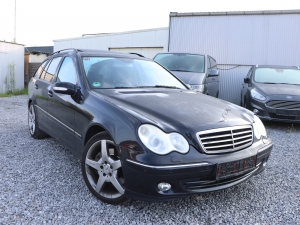 Mercedes-Benz C 350 T Avantgarde / SCHIEBEDACH / XENON / LEDER