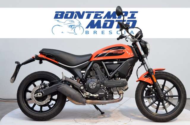 Ducati Scrambler 400 Sixty 2 2016 - PATENTE A2