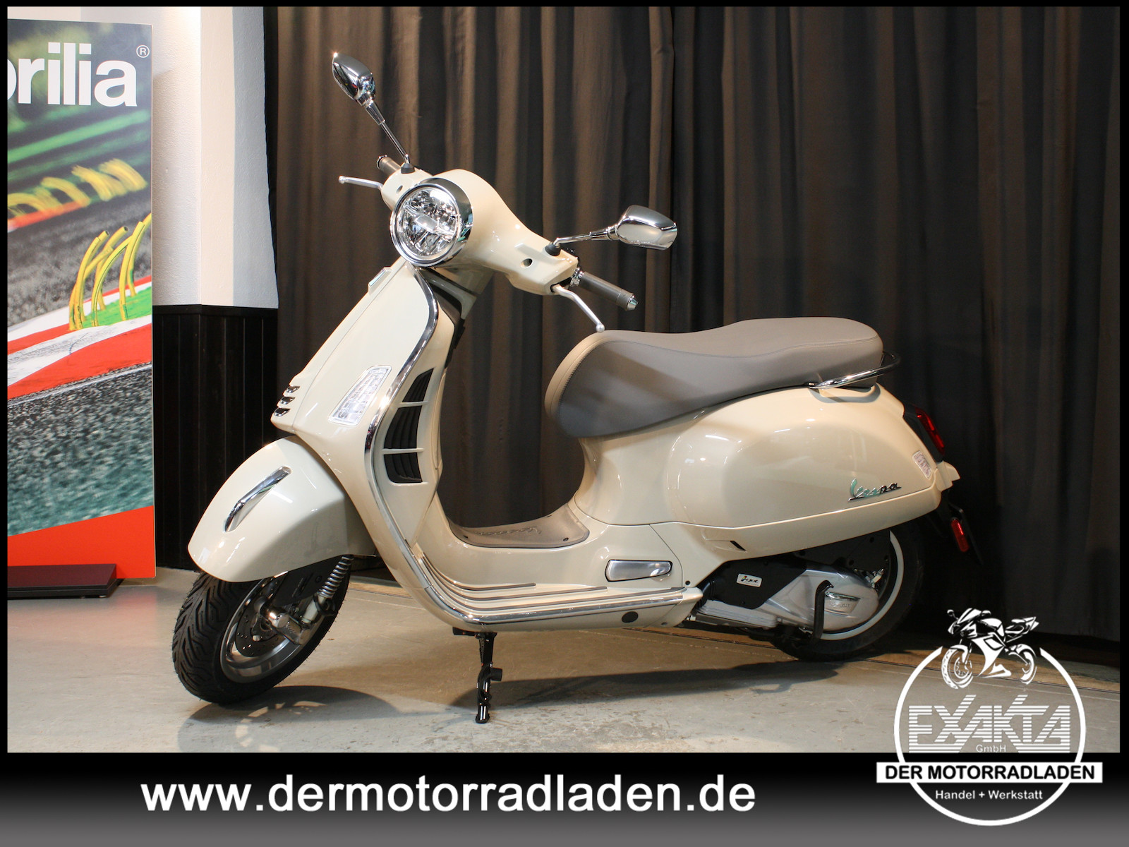 Vespa GTS 125 BEIGE // AKTIONSPREIS //