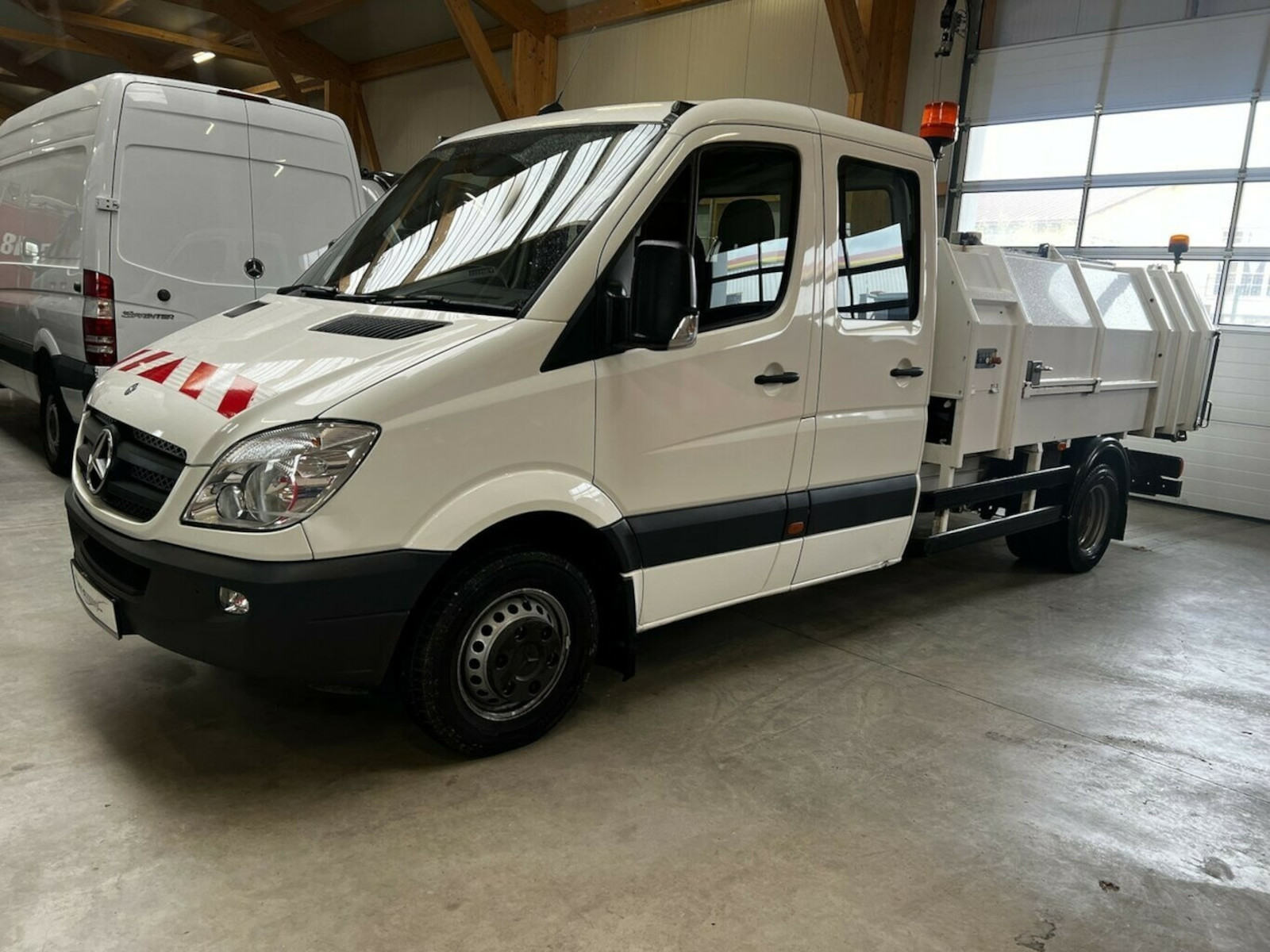 Mercedes-Benz Sprinter 516 CDI Müllwagen mit Müllpresse