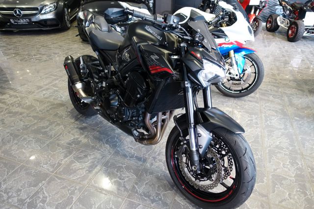 Kawasaki Z900F ZR900F Akrapovic, Carbonteile, Top-Zustand