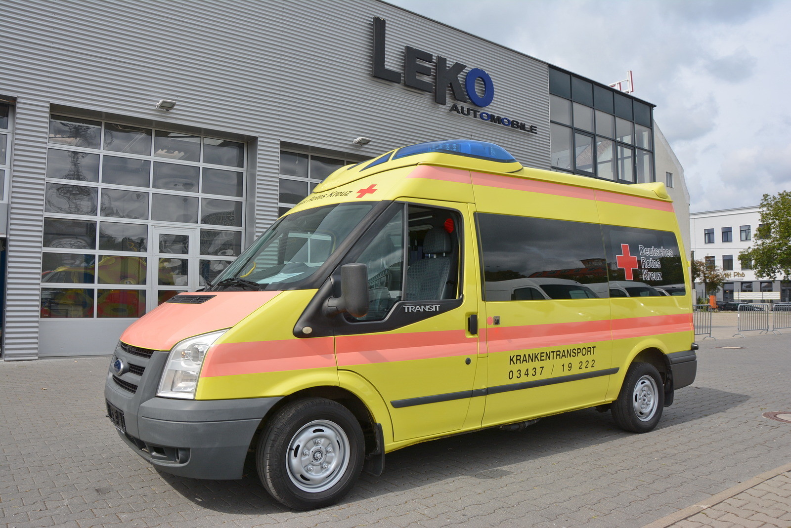 Ford Transit 115 FT300 2.2d Klima/Luftfederung/PDC