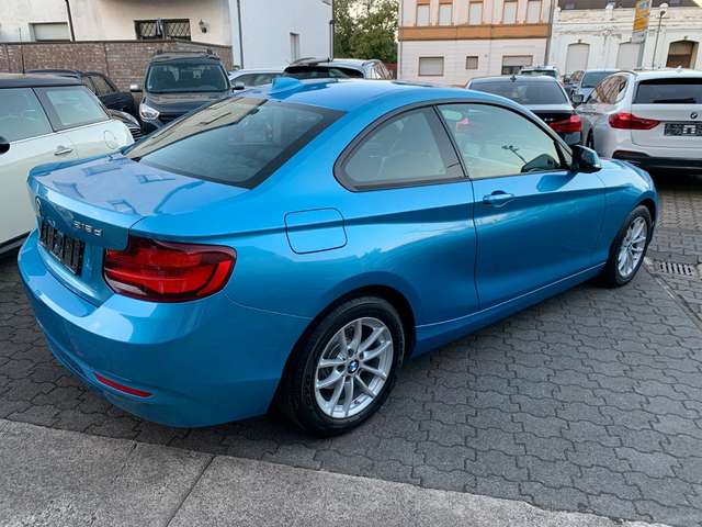 BMW 218