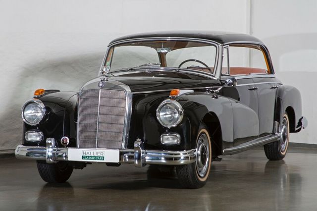 Mercedes-Benz 300