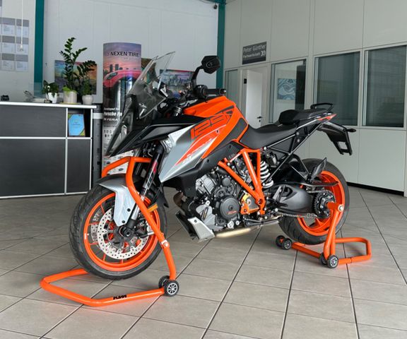 KTM 1290 Super Duke GT